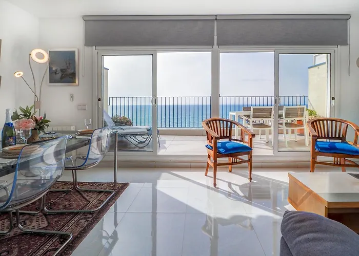 Marina Duplex By Hello Homes * 시체스