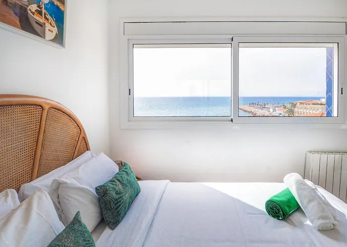 아파트 Marina Duplex By Hello Homes