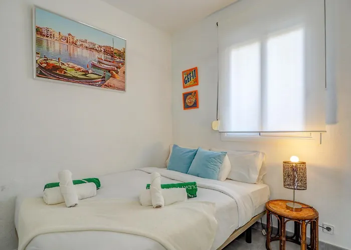 Marina Duplex By Hello Homes 시체스