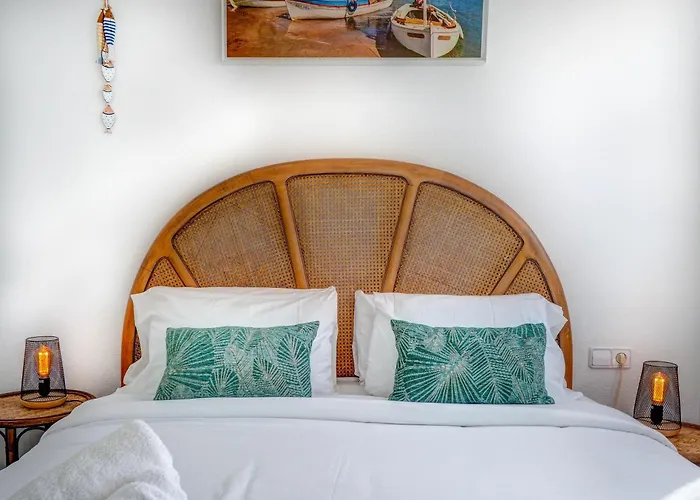 Marina Duplex By Hello Homes *